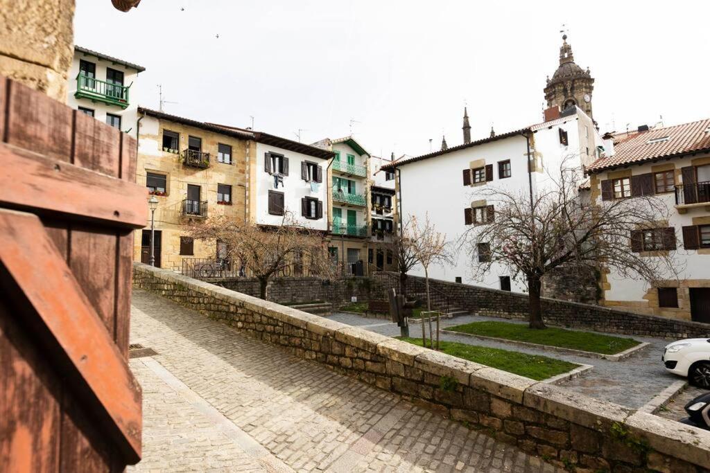 Ferienwohnung Sorgin-Etxe. Basquenjoy Hondarribia Exterior foto